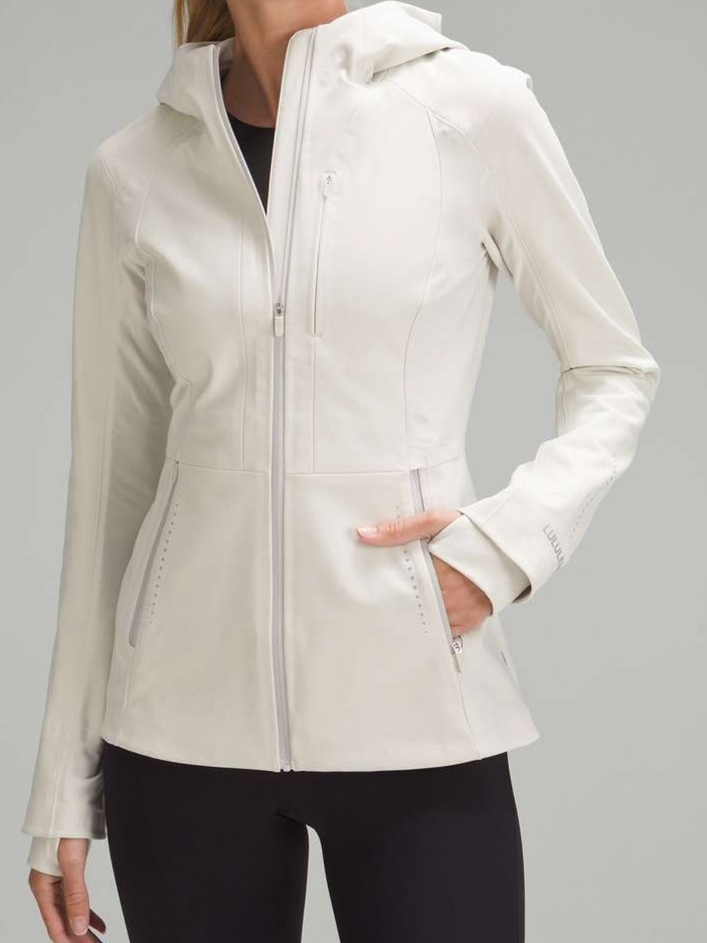Lululemon Cross Chill Jacket RepelShell Bone